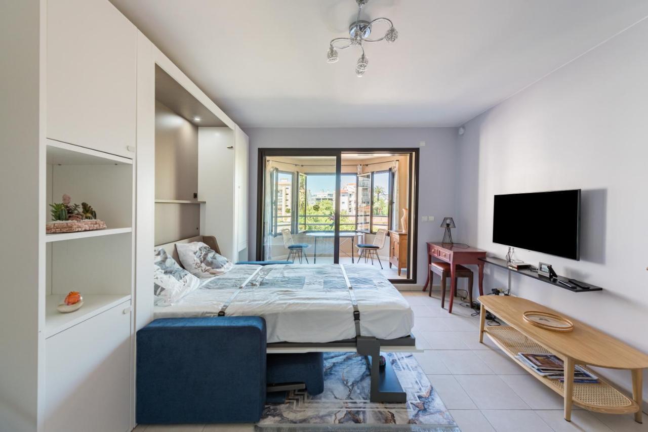 Beau Studio Veranda A Deux Pas De La Mer - Parking Inclus 胡安莱潘 外观 照片