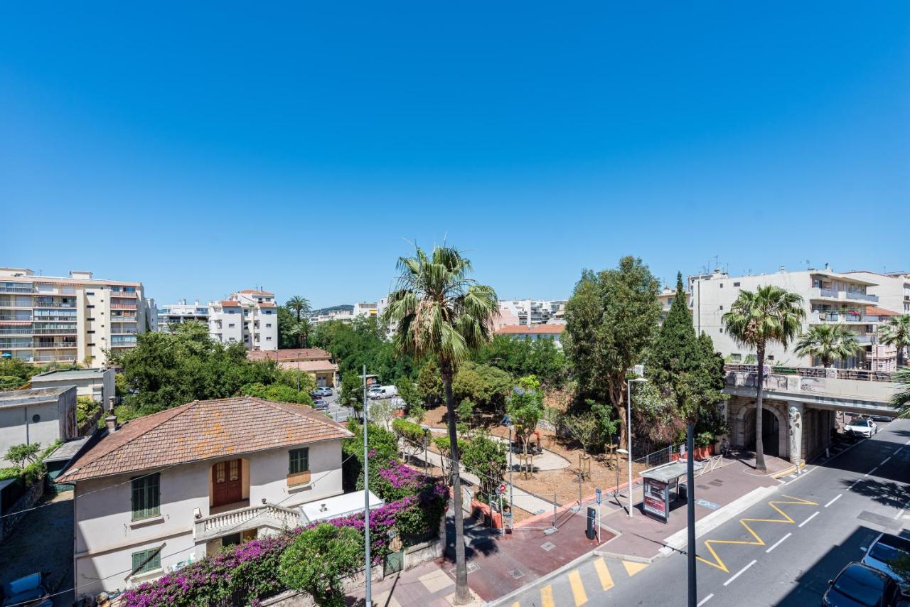 Beau Studio Veranda A Deux Pas De La Mer - Parking Inclus 胡安莱潘 外观 照片